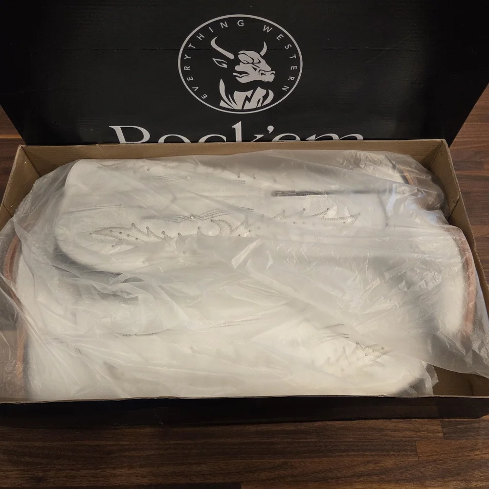 Rock'em NIB Paulina Tall Wide Calf Boots Size 7 White Womens 100% Leather - Picture 3 of 12